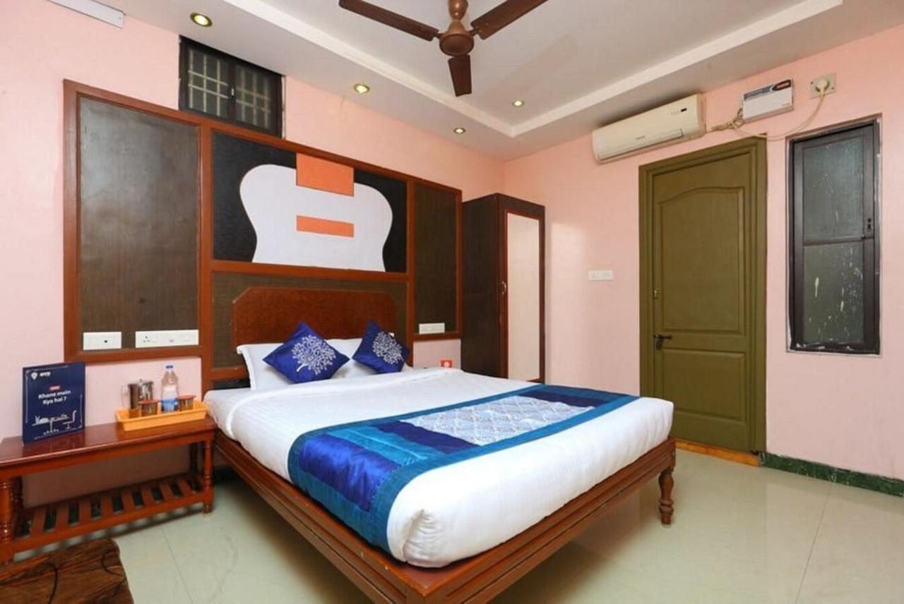 Gnana Srm Residecny Hotel Pondicherry Bagian luar foto