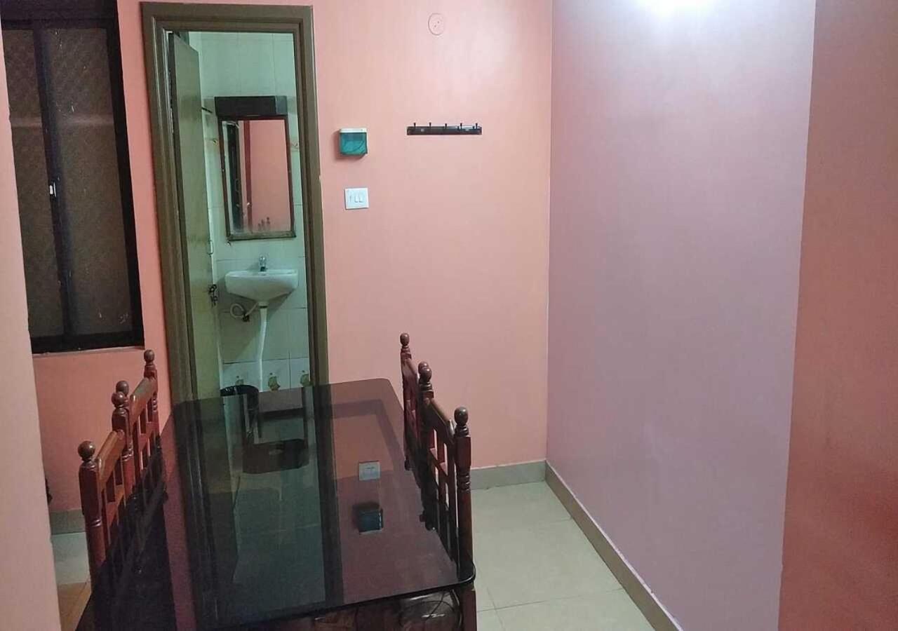 Gnana Srm Residecny Hotel Pondicherry Bagian luar foto